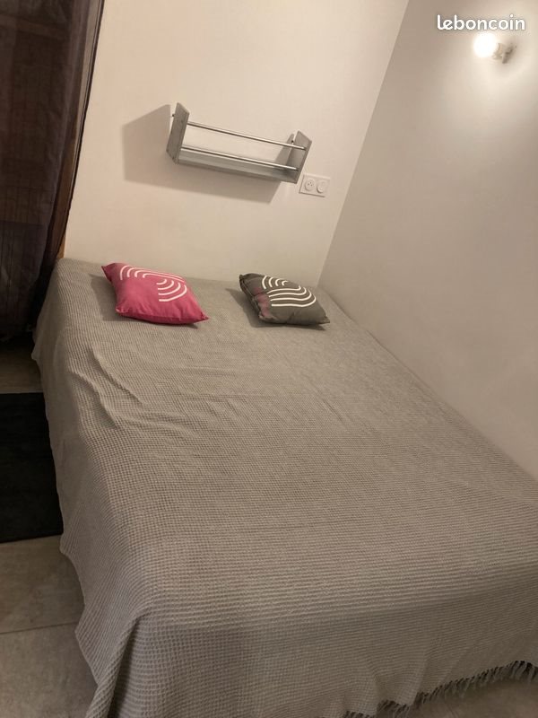 Appartement à louer, 30m², Laragne-Montéglin