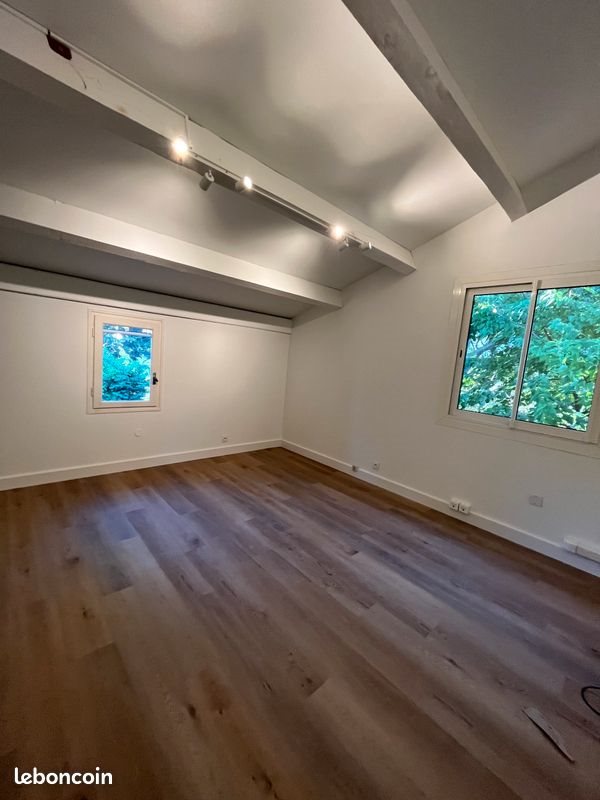 Maison à vendre, 140m², Éguilles