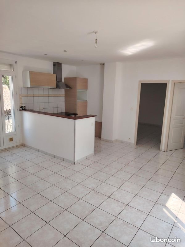 Appartement à louer, 63m², Lodève