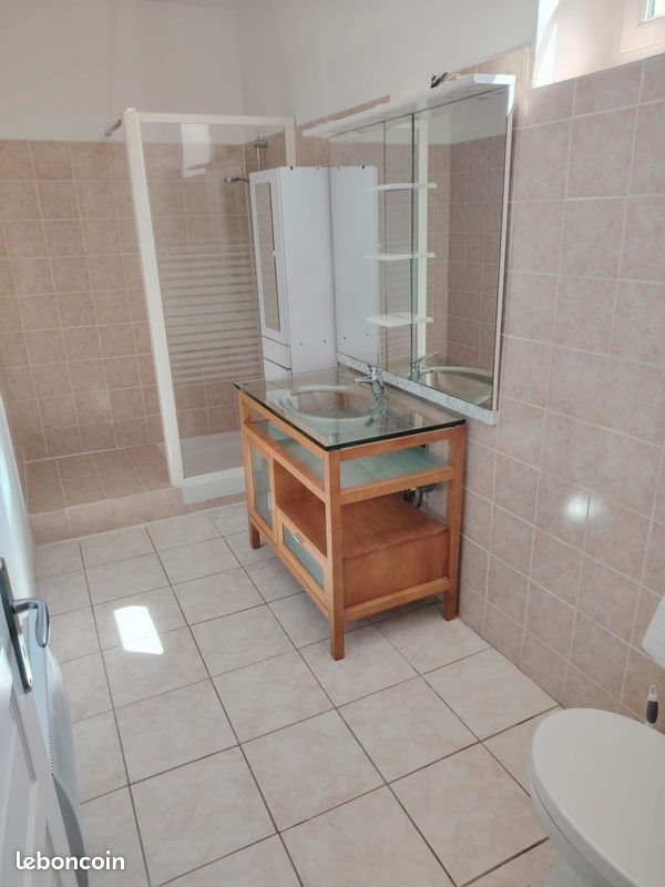 Appartement à louer, 63m², Lodève