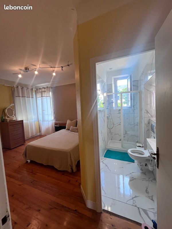 Maison à louer, 265m², Millau