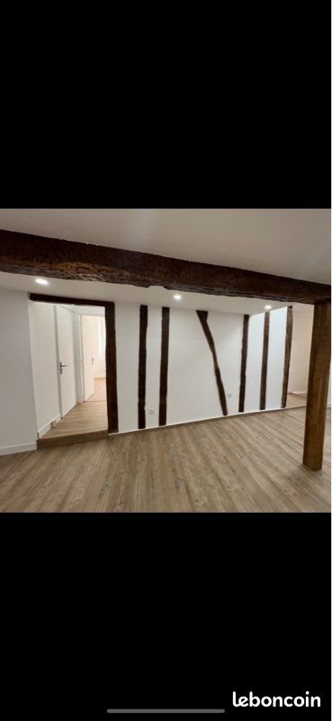 Appartement à louer, 73m², Samatan