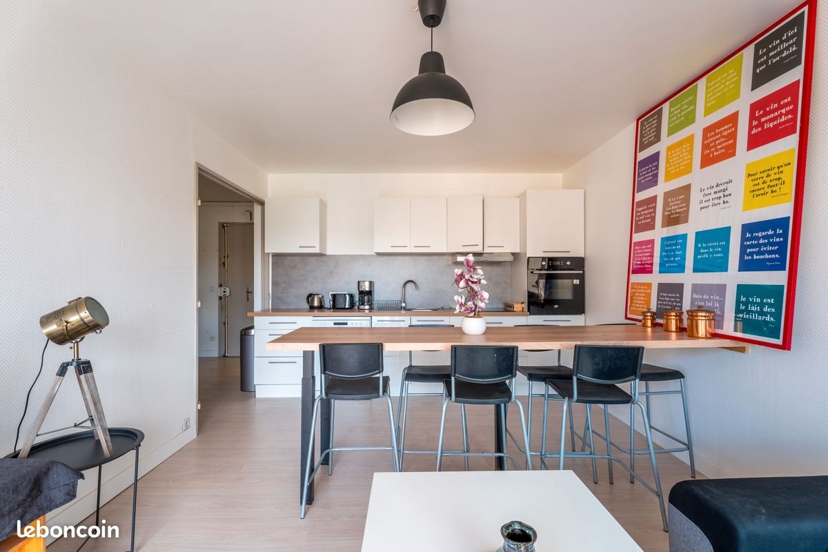 Appartement à louer, 82m², Bron