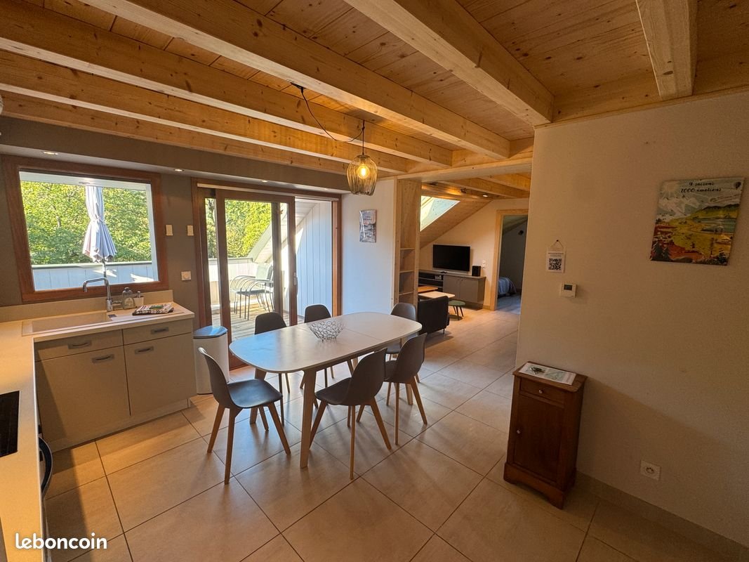 Appartement à louer, 63m², Faverges