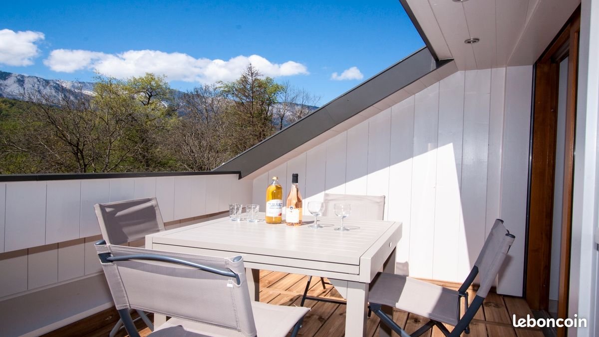 Appartement à louer, 63m², Faverges