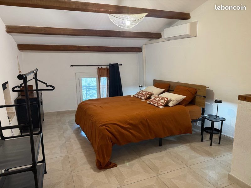 Appartement à louer, 44m², Collias