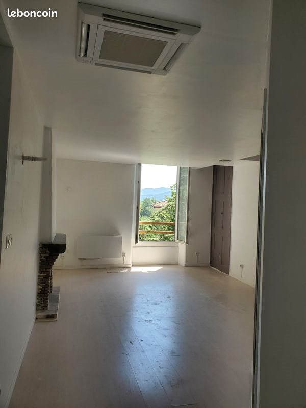 Appartement à louer, 43m², Serres