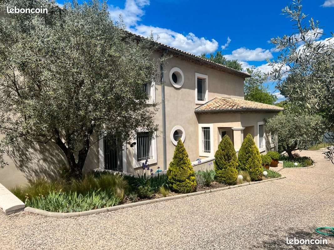 Maison à louer, 257m², Montpellier