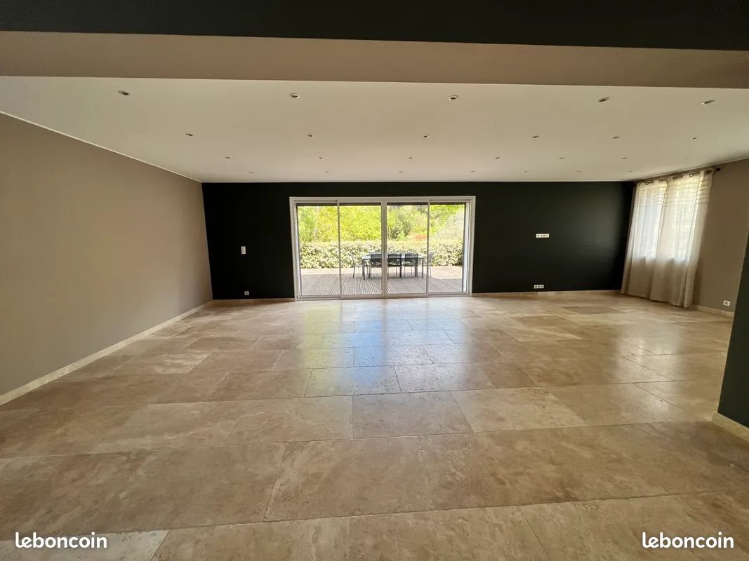 Maison à louer, 257m², Montpellier