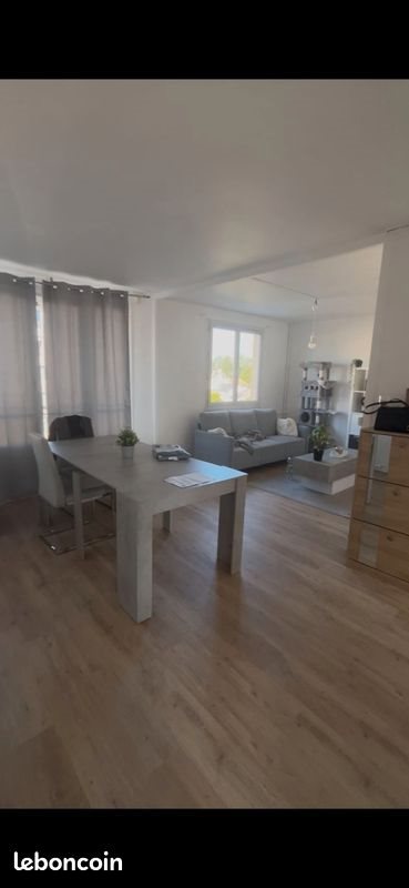 Appartement à louer, 65m², Evreux