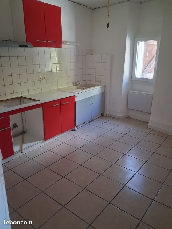 Appartement à louer, 95m², Verdalle