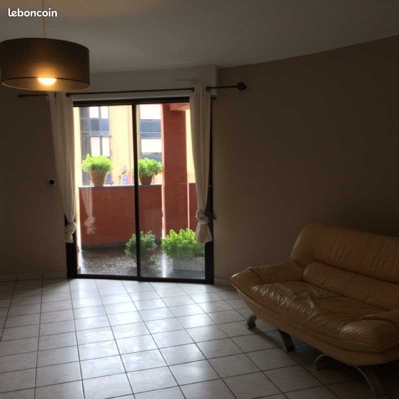 Appartement à louer, 99m², Montauban