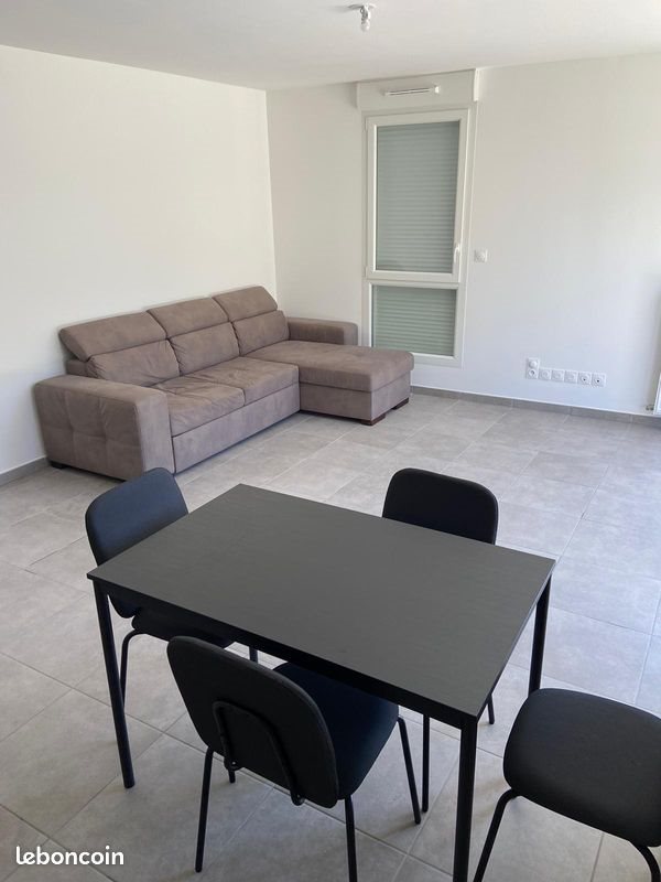 Appartement à louer, 68m², Décines-Charpieu