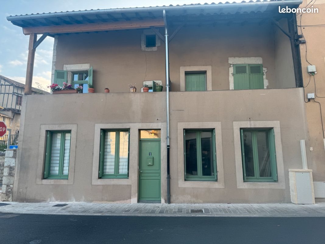 Appartement à louer, 46m², Saint-Astier