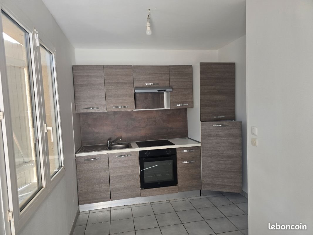 Maison à louer, 55m², Nontron