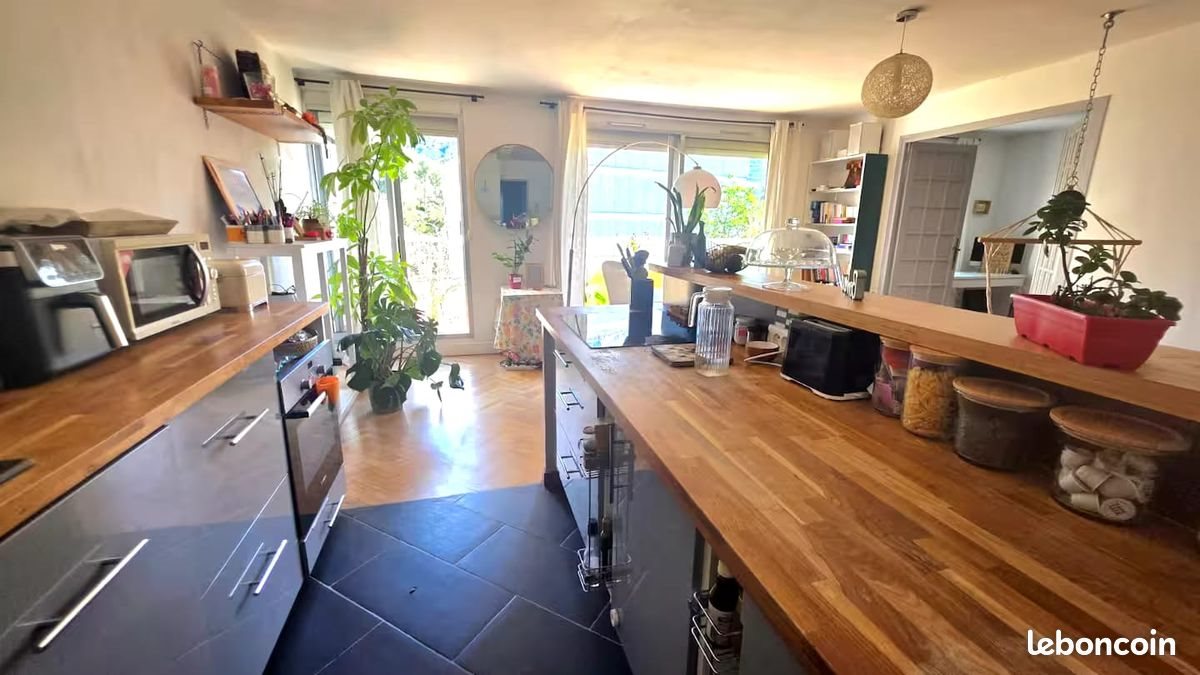 Appartement à louer, 84m², Marseille 8ème