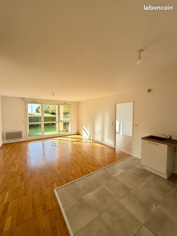 Appartement à louer, 50m², Thorigny-sur-Oreuse