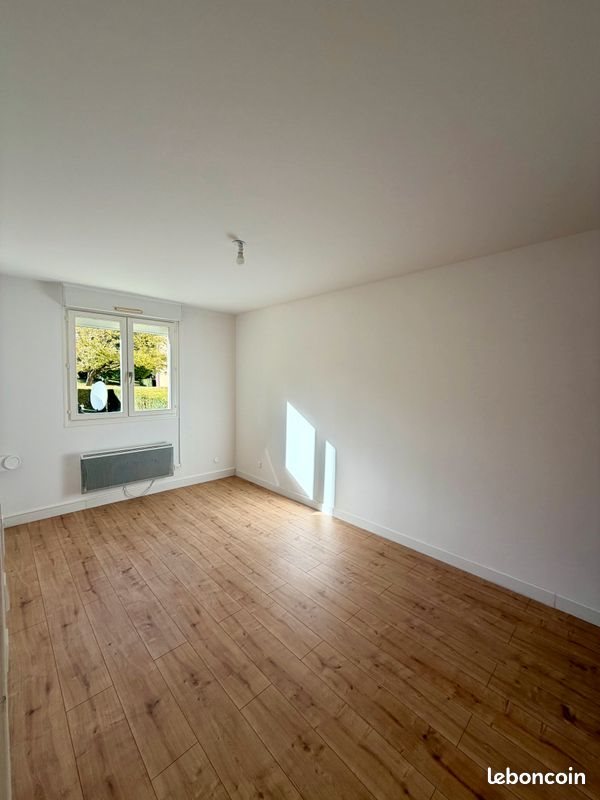 Appartement à louer, 50m², Thorigny-sur-Oreuse