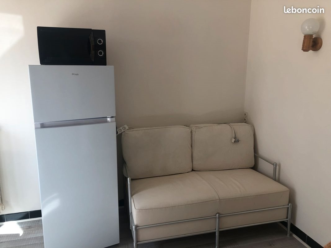 Appartement à louer, 19m², Aubenas
