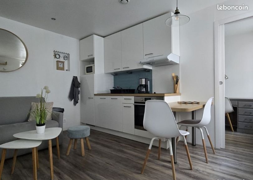 Appartement à louer, 23m², Rochefort