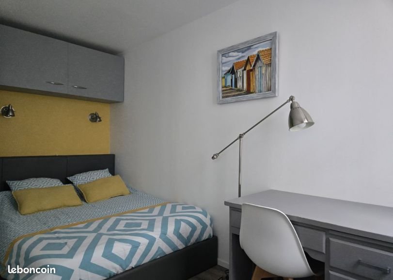 Appartement à louer, 23m², Rochefort