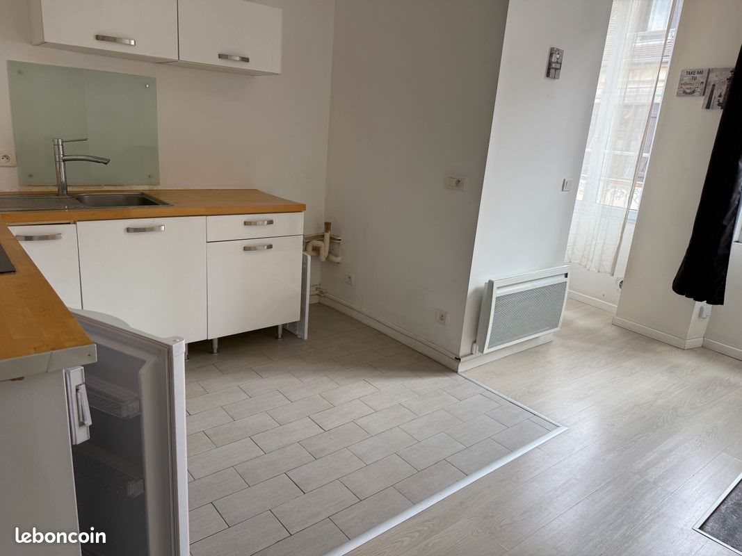 Appartement à louer, 29m², Auxerre