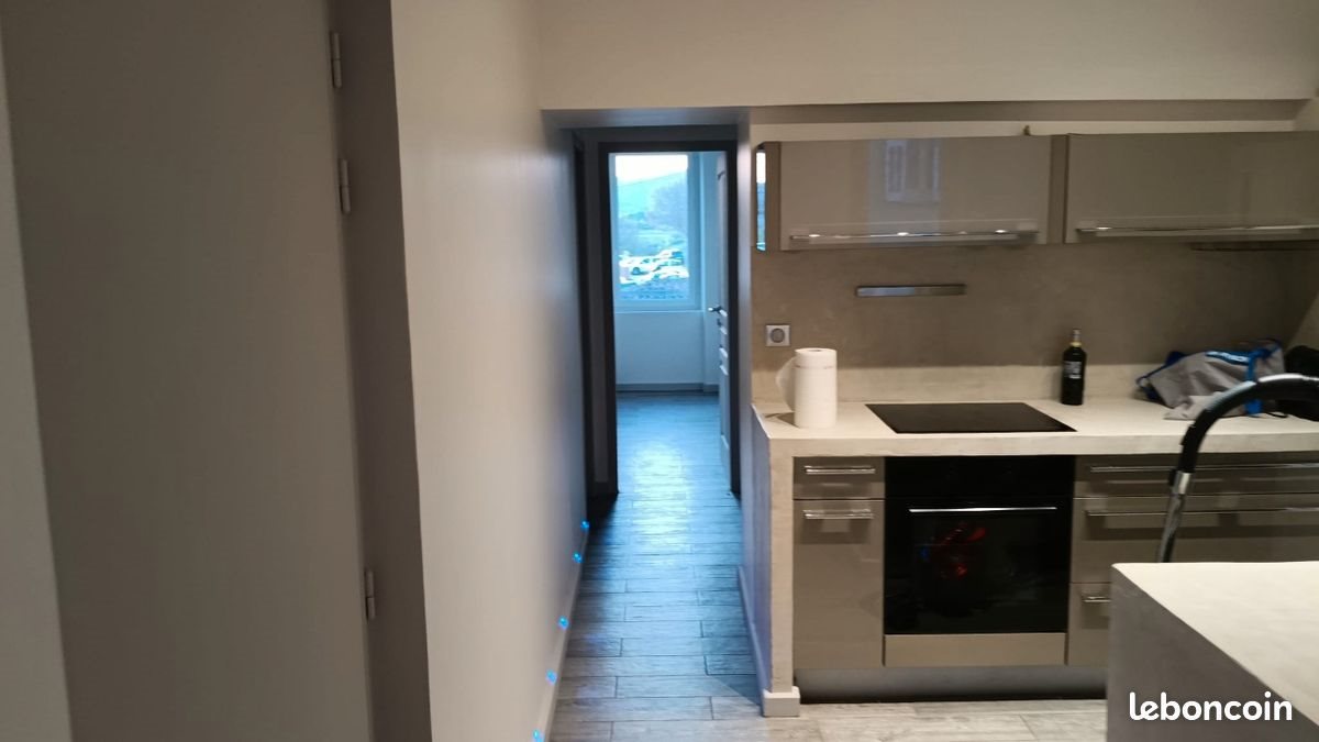 Appartement à louer, 63m², Pierrefeu-du-Var
