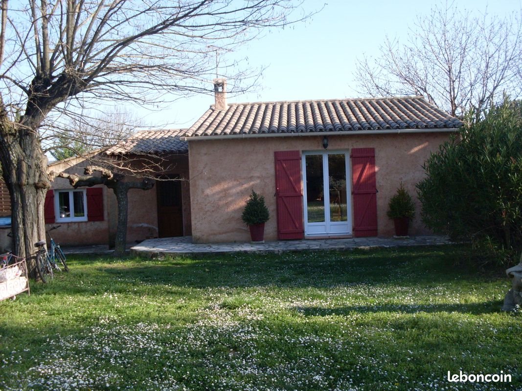 Maison à louer, 90m², Salernes
