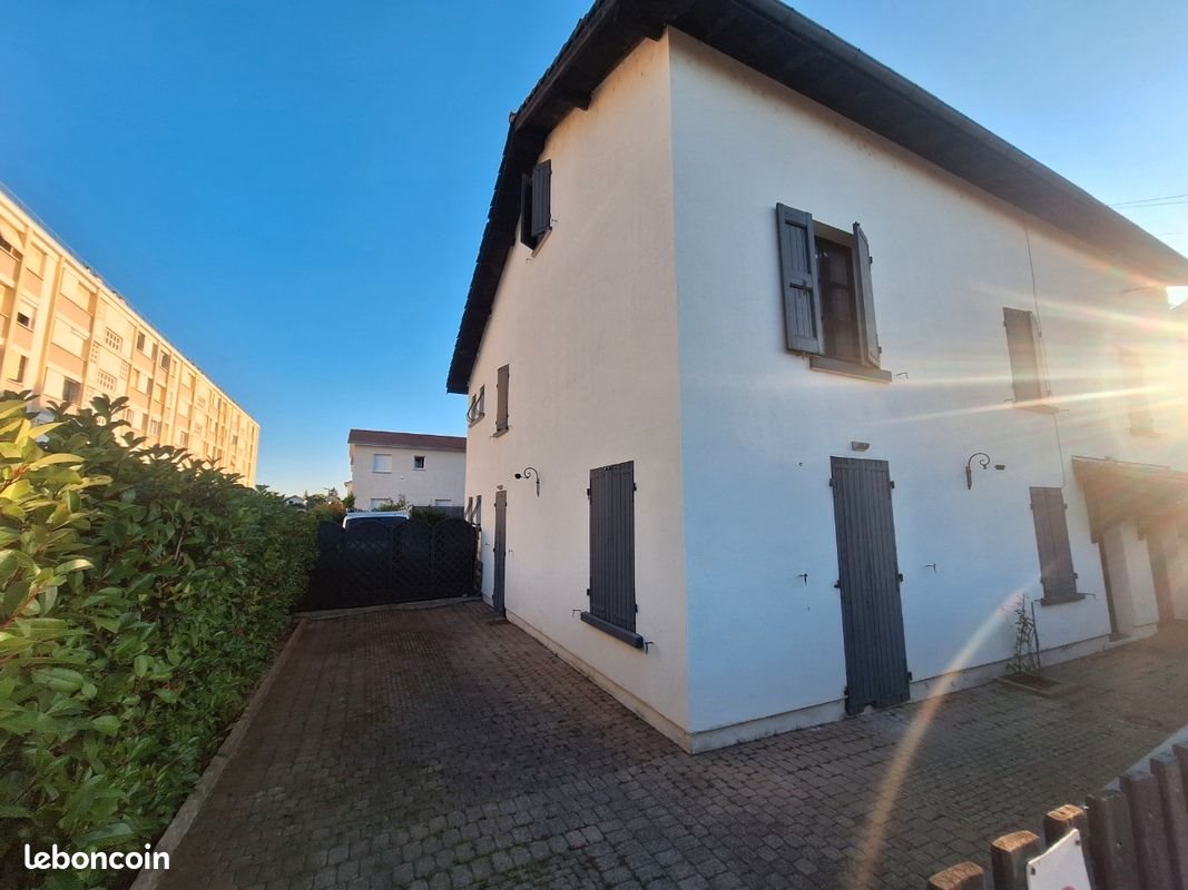 Appartement à louer, 50m², Fontaine