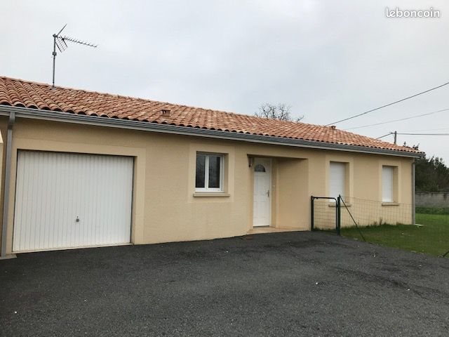 Maison à louer, 90m², Mazion
