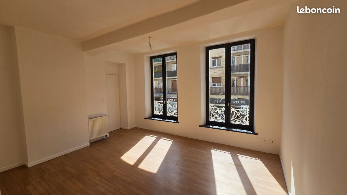 Appartement à vendre, 94m², Sedan