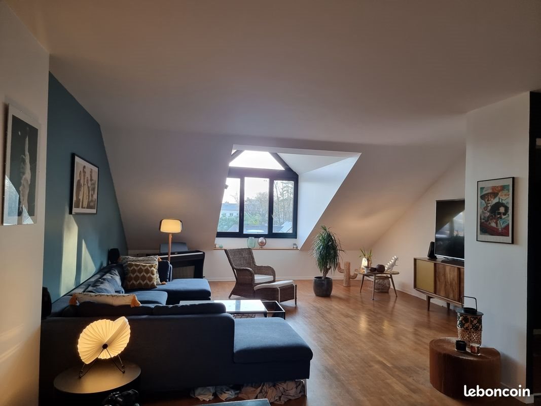 Appartement à louer, 160m², Lons-le-Saunier