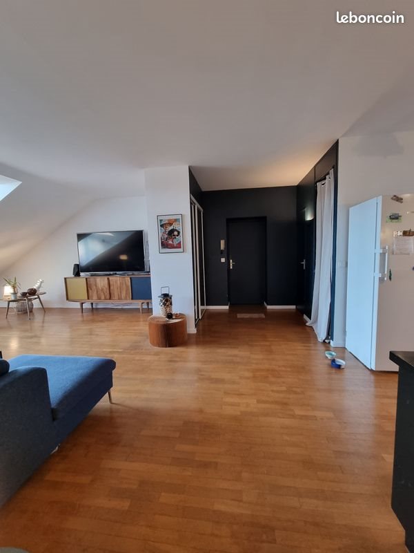 Appartement à louer, 160m², Lons-le-Saunier