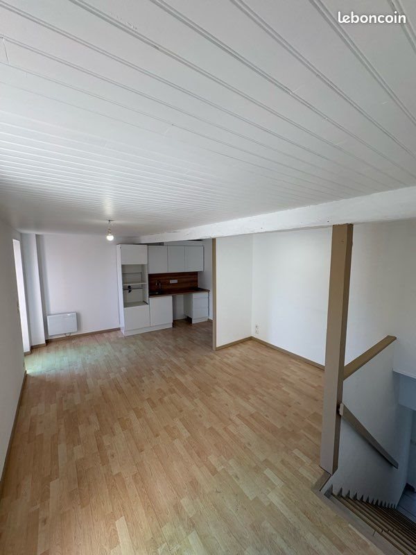 Appartement à louer, 40m², Saint-Sulpice-la-Pointe