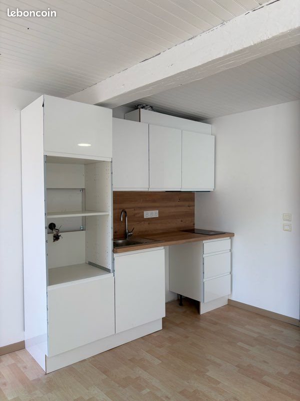 Appartement à louer, 40m², Saint-Sulpice-la-Pointe