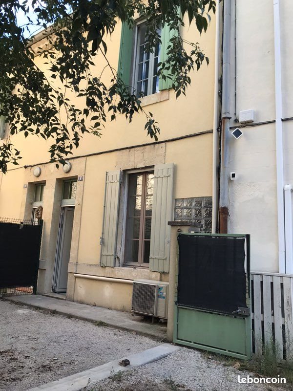 Maison à louer, 3m², Châteaurenard