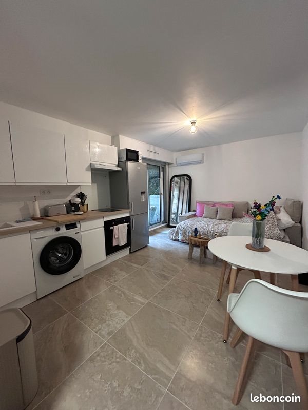 Appartement à louer, 24m², Saint-Mandrier-sur-Mer