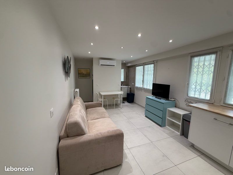 Appartement à louer, 23m², Antibes