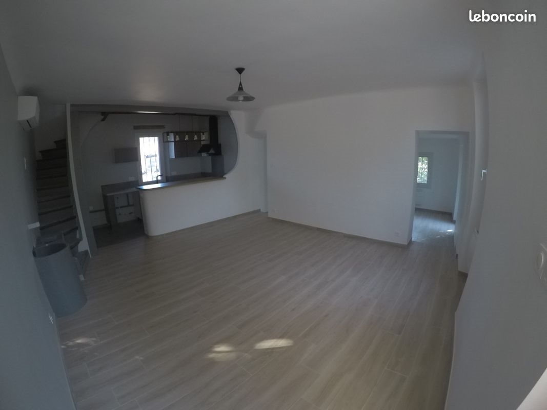Maison à louer, 111m², Garéoult