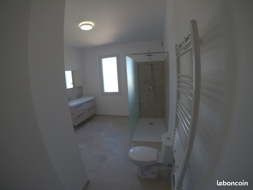 Maison à louer, 111m², Garéoult