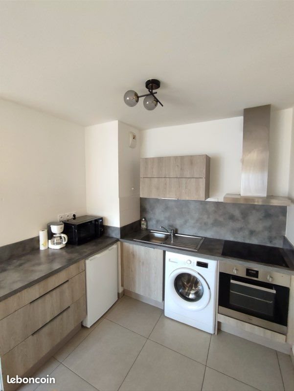 Appartement à louer, 43m², Fréjus
