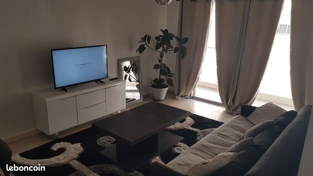 Appartement à louer, 65m², Vallauris