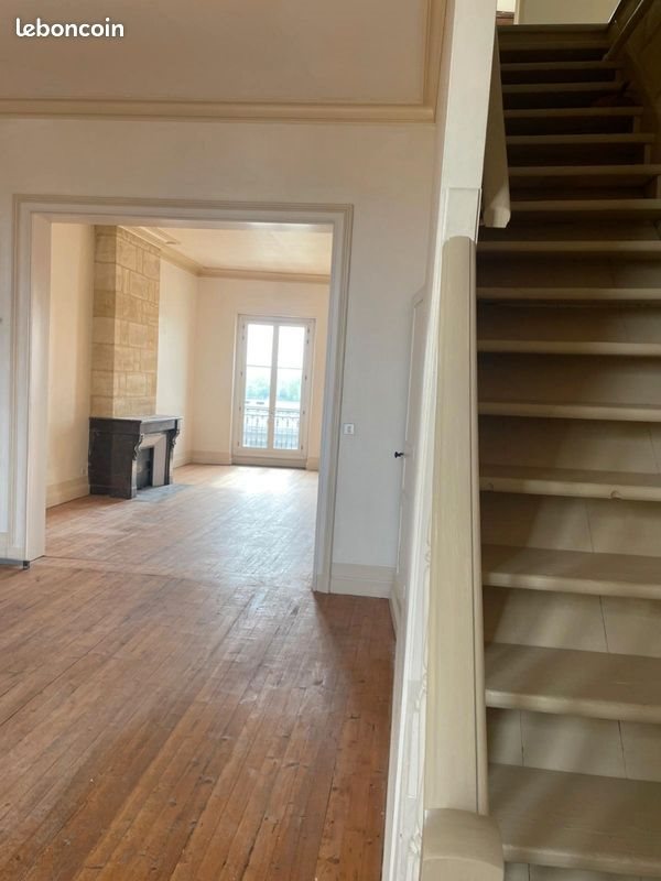 Appartement à louer, 156m², Bordeaux