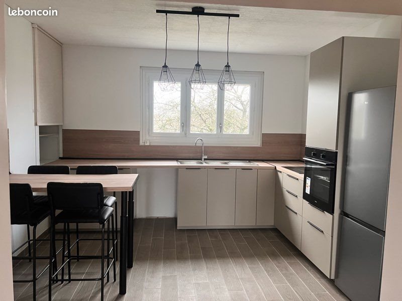 Maison à louer, 85m², Augé