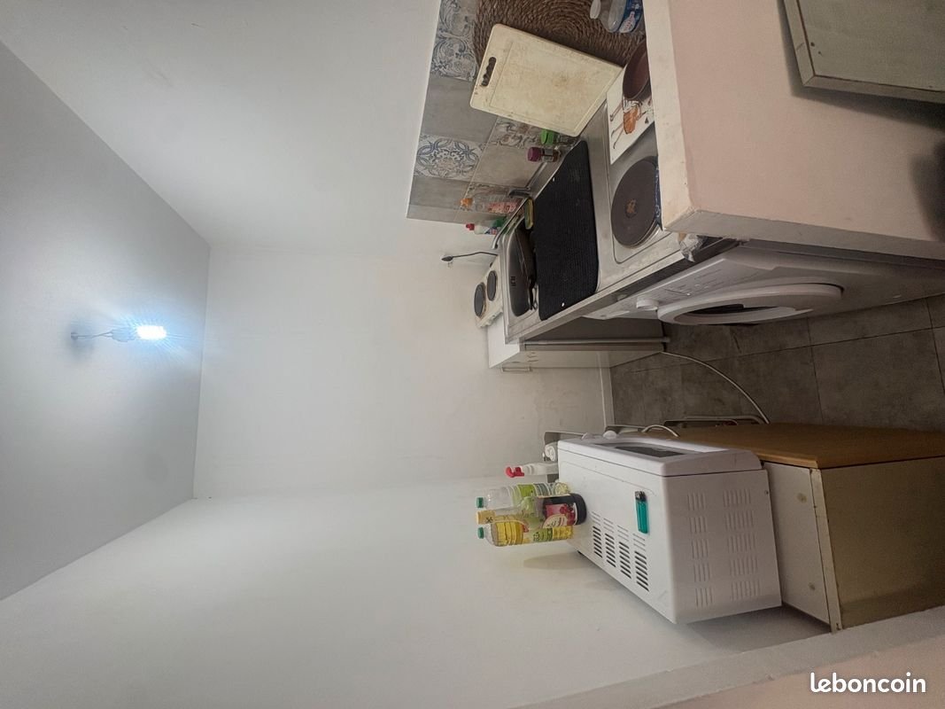 Appartement à louer, 26m², Marignane