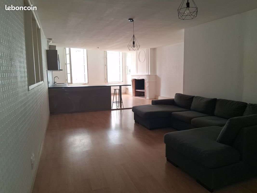Appartement à vendre, 83m², Saintes