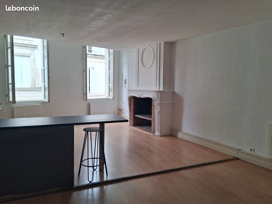Appartement à vendre, 83m², Saintes