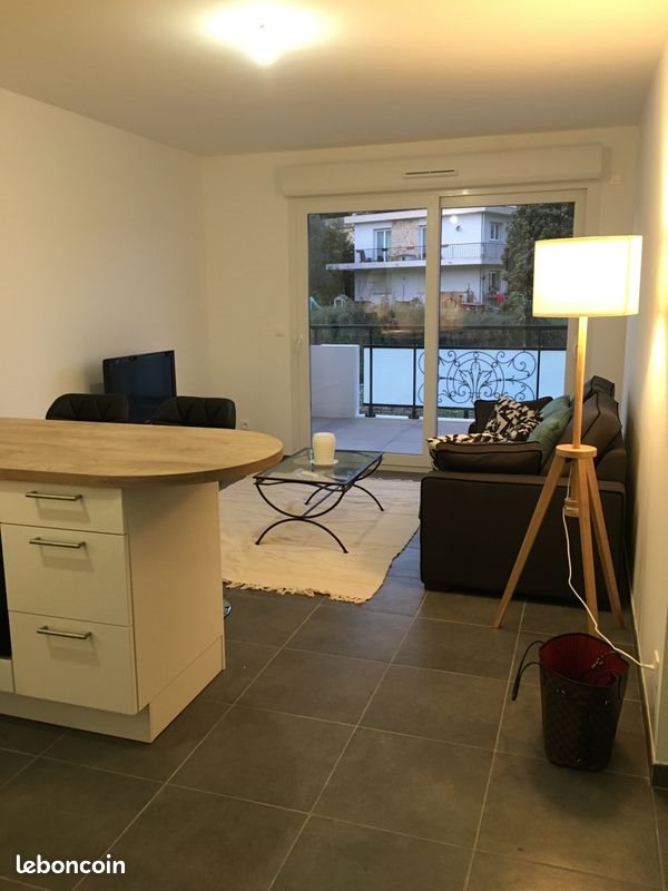 Appartement à louer, 40m², Villeneuve-Loubet