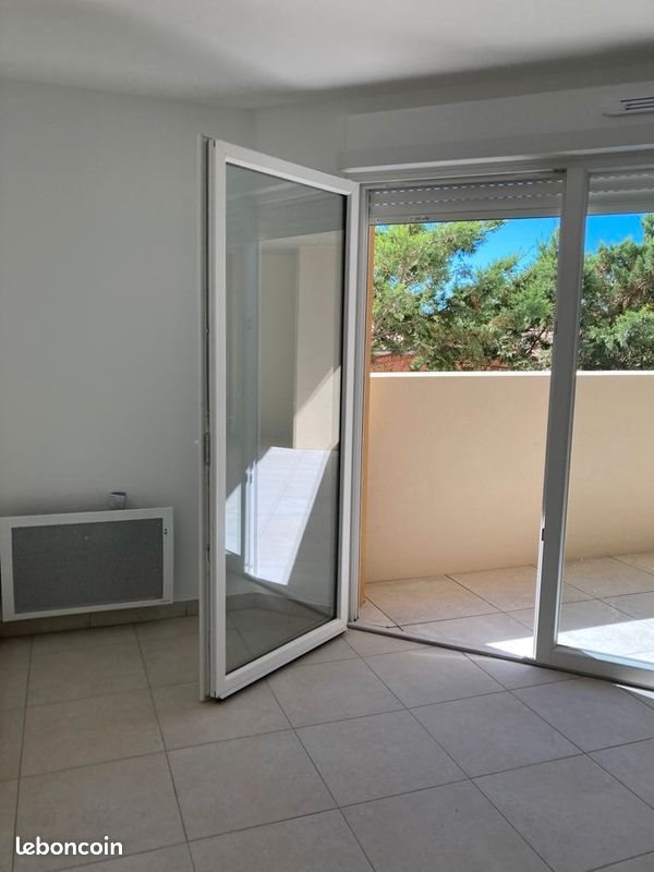 Appartement à louer, 44m², Mèze