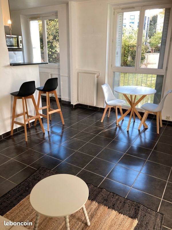 Appartement à louer, 40m², Pantin